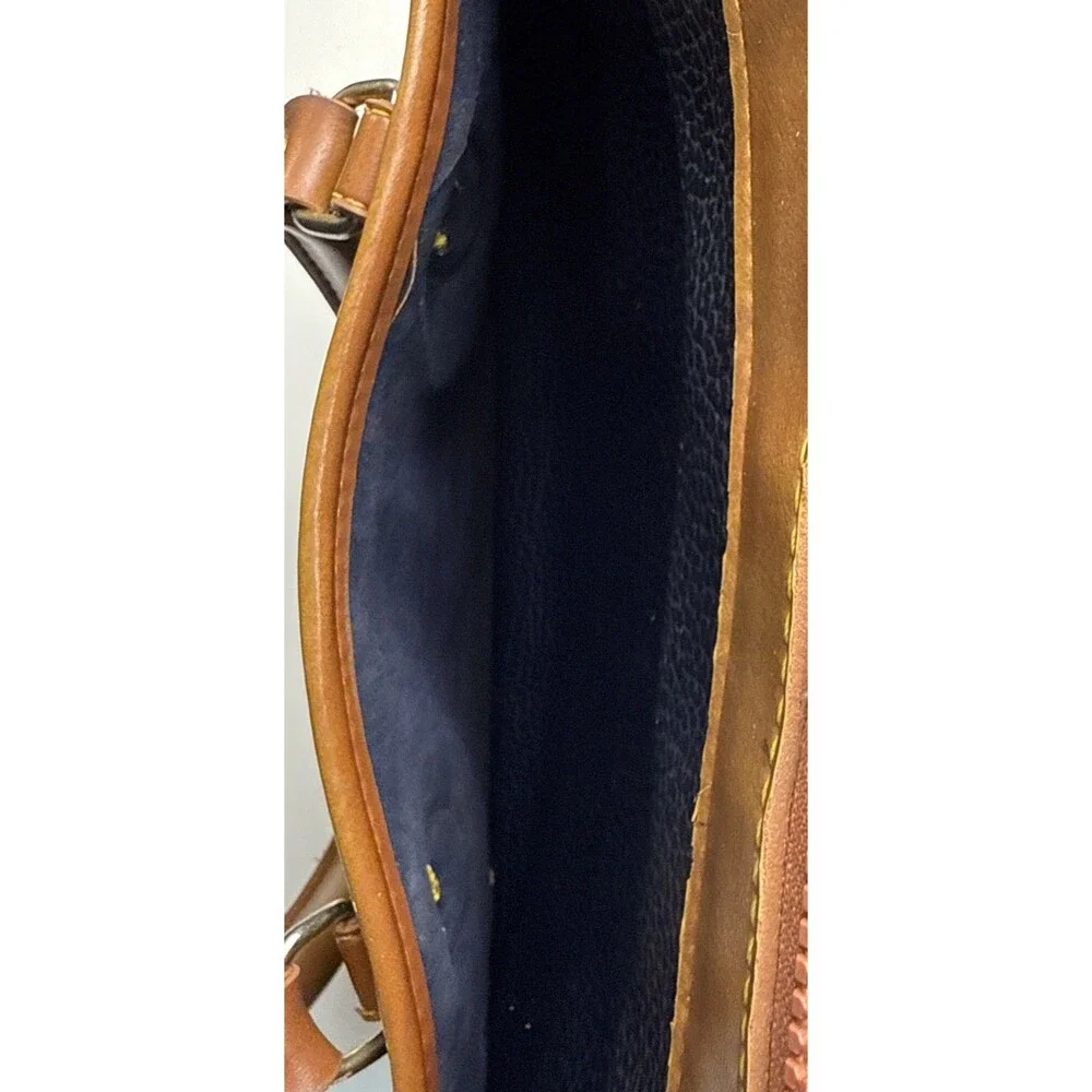 Vtg  Dooney & Bourke Satchel Bag Womens Navy Tan Leather All Weather Read Read